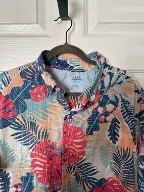 IZOD Saltwater Relaxed Classics Men's XL Short Sleeve Floral Tropical Hawaiian B